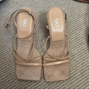 Zara Women's Beige Strappy Sandals